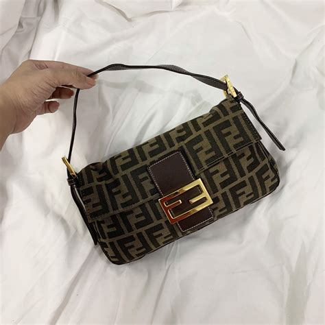 fendi vintage baguette